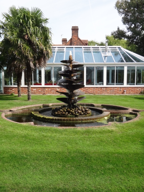 458x617 pixels (292K)