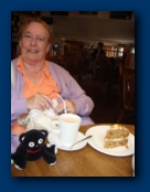 Mum and Jelly Cat have a break